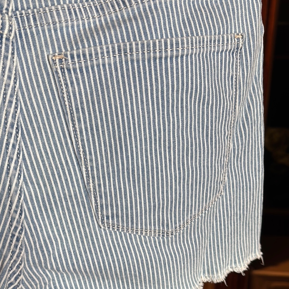 Abercrombie & Fitch Simone High Rise Striped Denim Shorts Blue White Size 26 - Picture 8 of 11
